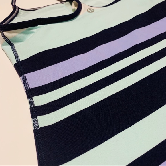 Lululemon Tank Size 2 - Picture 4 of 6